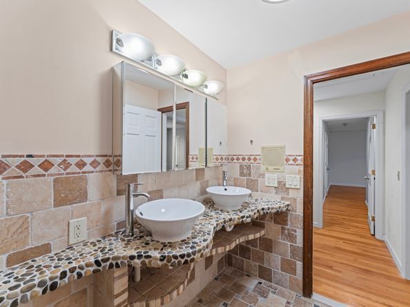 501 Woodbine Road, Stamford CT 06903