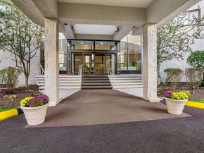 3200 Park Avenue 11C2, Bridgeport CT 06604