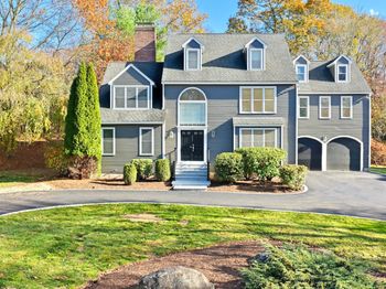 93 Putting Green Road N