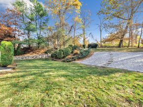 93 Putting Green Road N, Trumbull CT 06611