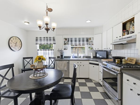 78 Trinity Pass, Stamford CT 06903