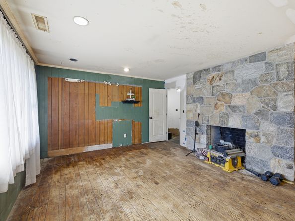 78 Trinity Pass, Stamford CT 06903