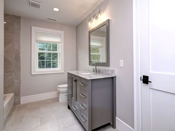 78 Old Tree Farm Lane, Trumbull CT 06611