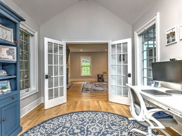 78 Old Tree Farm Lane, Trumbull CT 06611