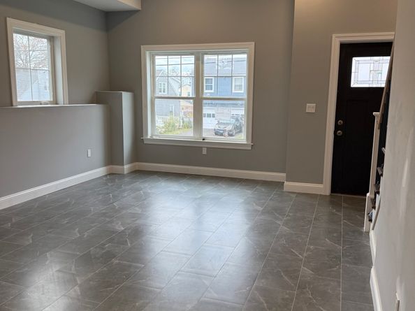 288 Sunrise Terrace, Bridgeport CT 06606