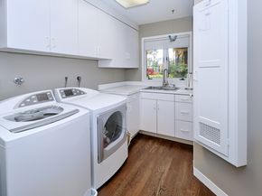 947 Galloping Hill Road, Fairfield CT 06824