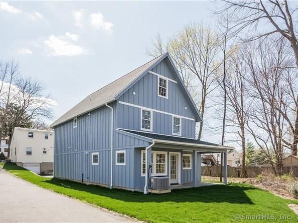 17 Oenoke Place, Stamford CT 06907