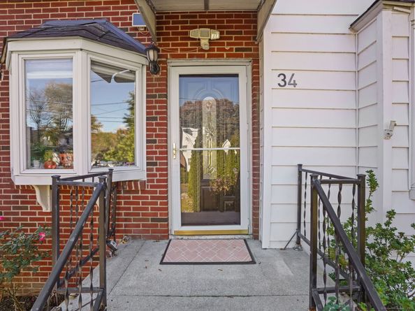 34 Bradley Place 34, Stamford CT 06905