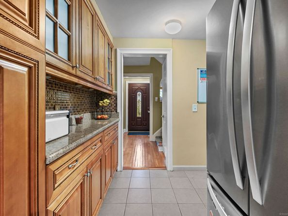 34 Bradley Place 34, Stamford CT 06905