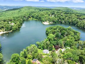 29 Carol Street, Danbury CT 06810