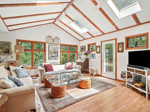 29 Carol Street, Danbury CT 06810