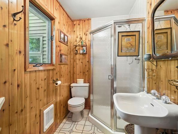 29 Carol Street, Danbury CT 06810
