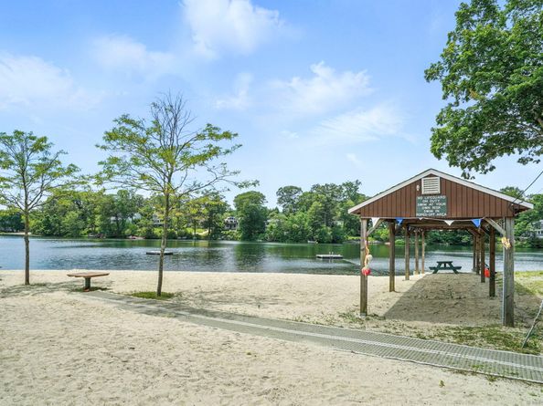 29 Carol Street, Danbury CT 06810