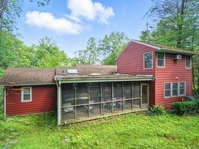 29 Carol Street, Danbury CT 06810