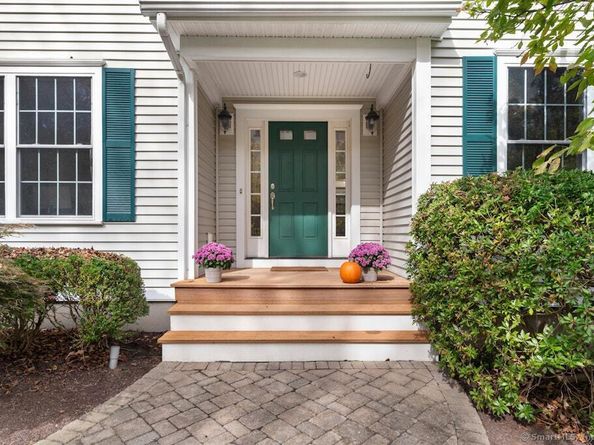 34 Easton Road, Monroe CT 06468