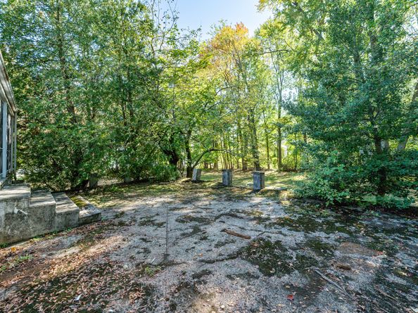 59 Holbrook Drive, Stamford CT 06906