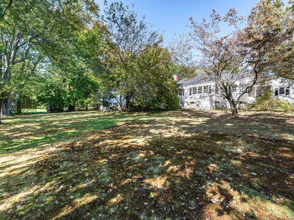 59 Holbrook Drive, Stamford CT 06906