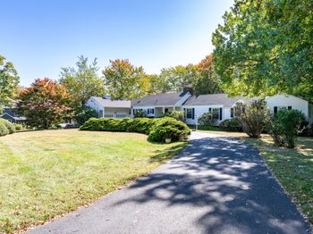 59 Holbrook Drive