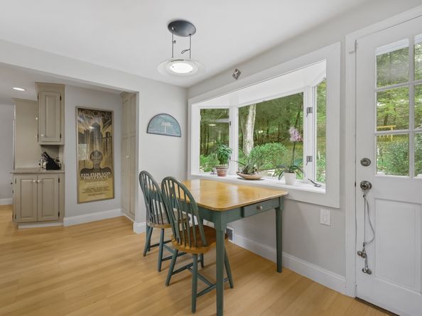29 Old Stage Coach Road, Weston CT 06883