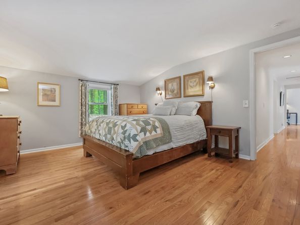 29 Old Stage Coach Road, Weston CT 06883