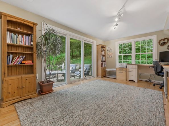 29 Old Stage Coach Road, Weston CT 06883