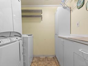 17 Woodchuck Lane, Norwalk CT 06854
