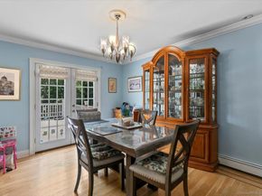 17 Woodchuck Lane, Norwalk CT 06854