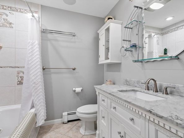 17 Woodchuck Lane, Norwalk CT 06854