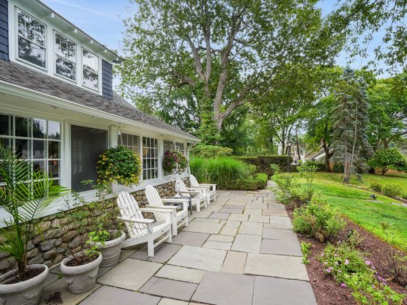 8 Otter Trail, Westport CT 06880