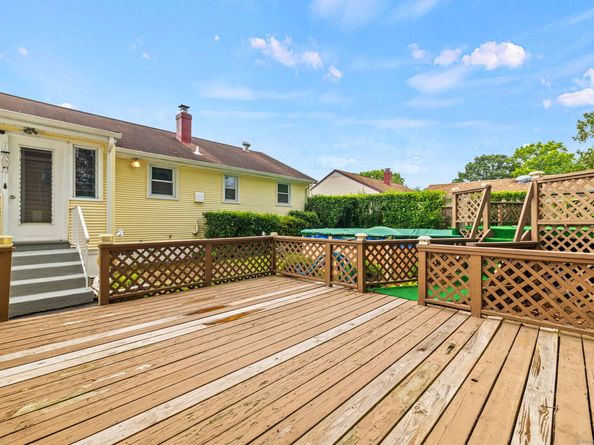128 Auburn Street, Stratford CT 06614