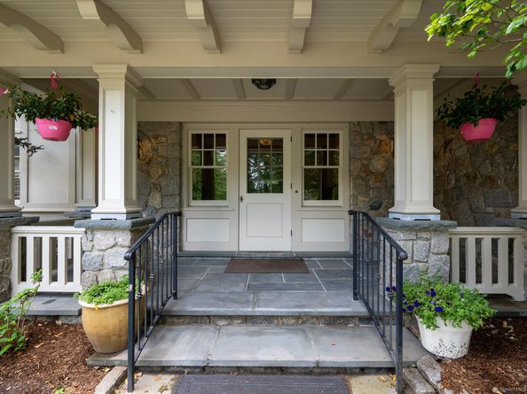 17 Contentment Island Road, Darien CT 06820
