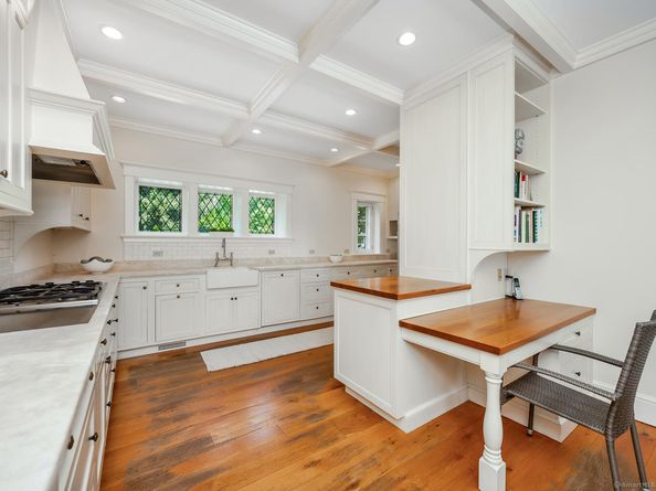 17 Contentment Island Road, Darien CT 06820