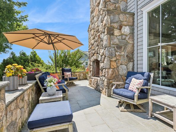 11 Edgewater, Westport CT 06880