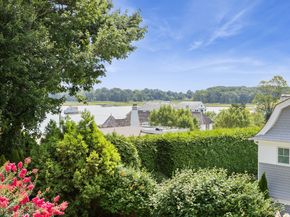 11 Edgewater, Westport CT 06880