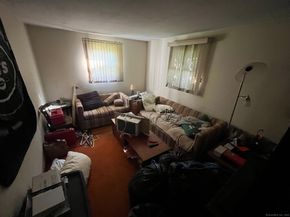 10 Greenwood Lane, Shelton CT 06484
