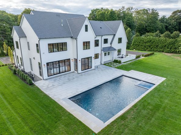 250 Carter Street, New Canaan CT 06840