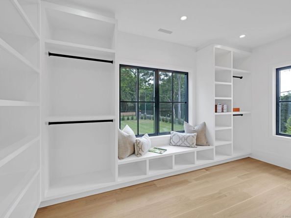 250 Carter Street, New Canaan CT 06840