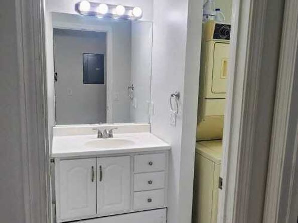 135 Flax Hill Road APT 21, Norwalk CT 06854