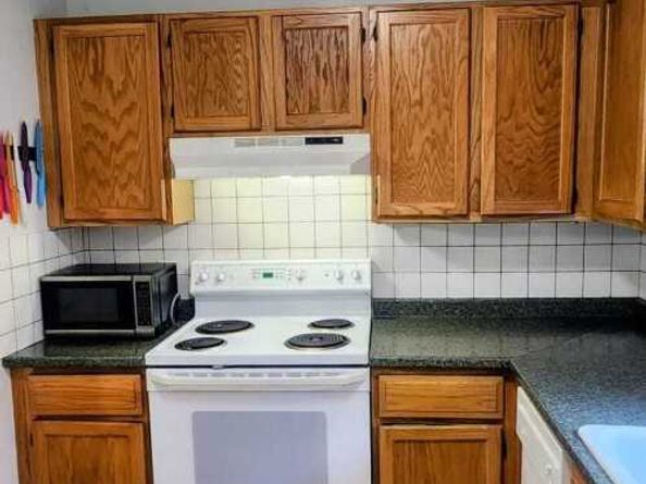 135 Flax Hill Road APT 21, Norwalk CT 06854
