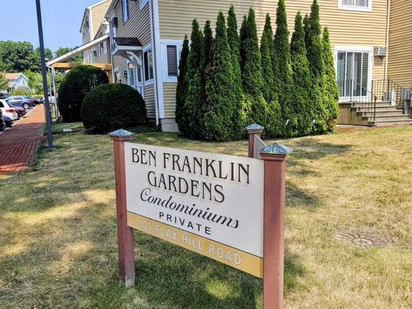 135 Flax Hill Road APT 21, Norwalk CT 06854