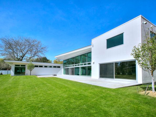16 Burr School Road, Westport CT 06880