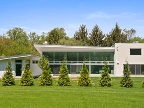 16 Burr School Road, Westport CT 06880
