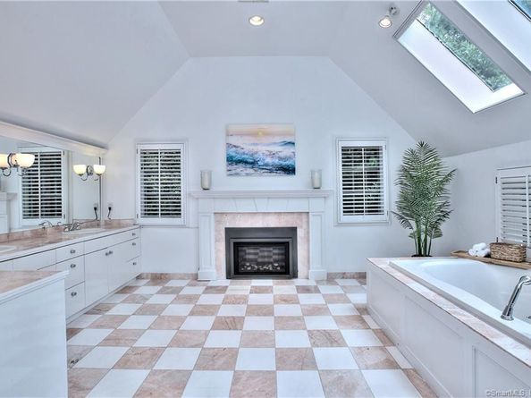 30 Soundview Farm Road, Weston CT 06883