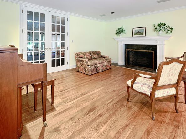 3853 Congress Street, Fairfield CT 06824