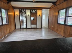 20 Woodland Park, Shelton CT 06484