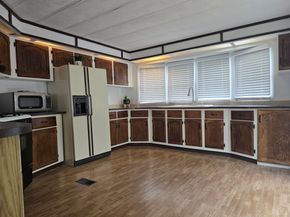 20 Woodland Park, Shelton CT 06484