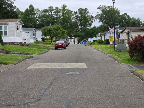 20 Woodland Park, Shelton CT 06484