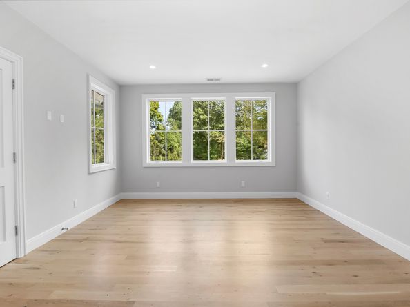7 Roshab Lane, Westport CT 06880