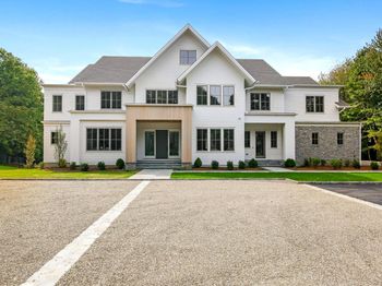 7 Roshab Lane