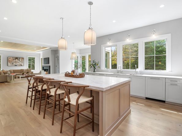 7 Roshab Lane, Westport CT 06880